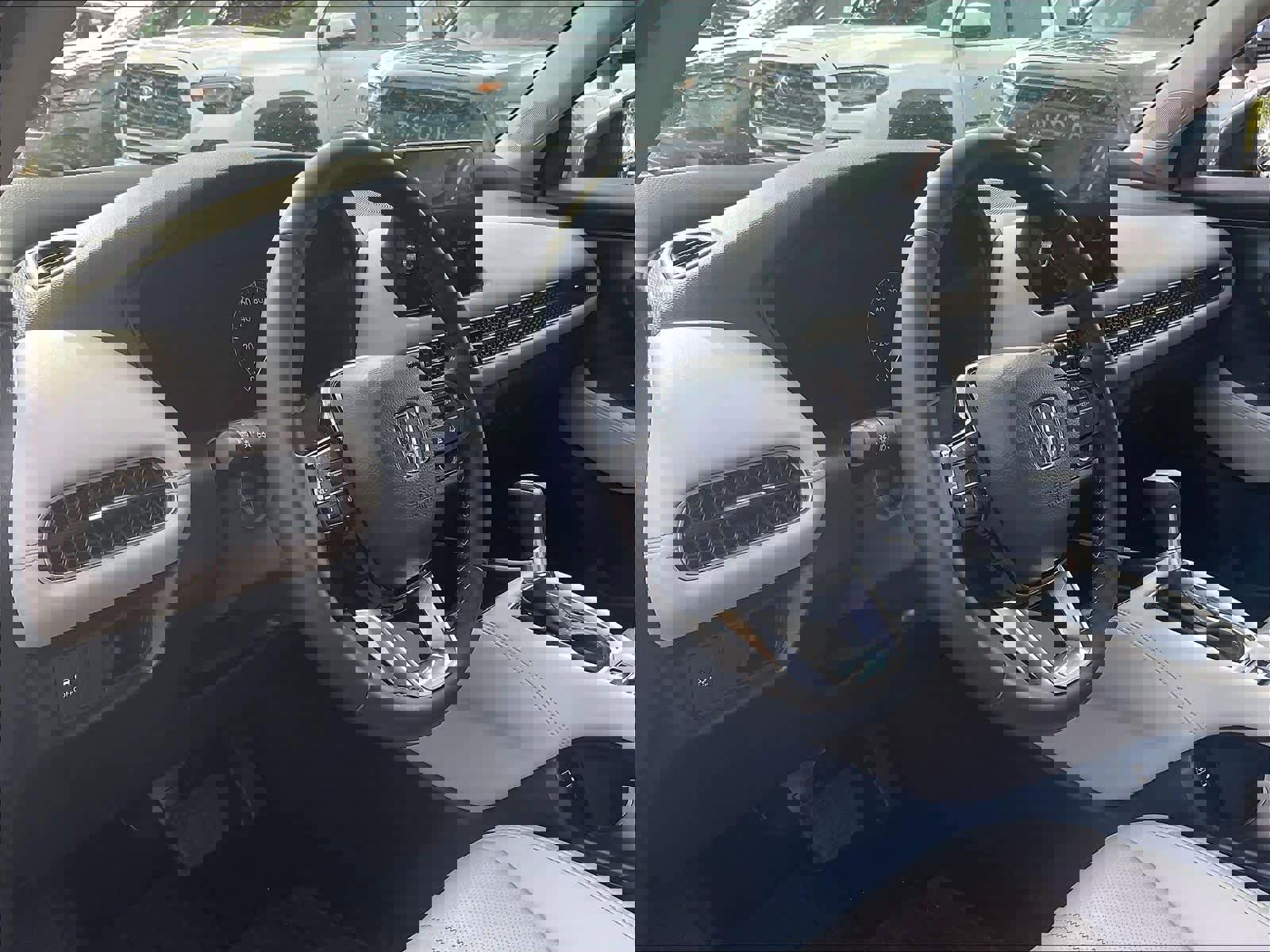 Used 2026 Honda HR-V EX-L image 15