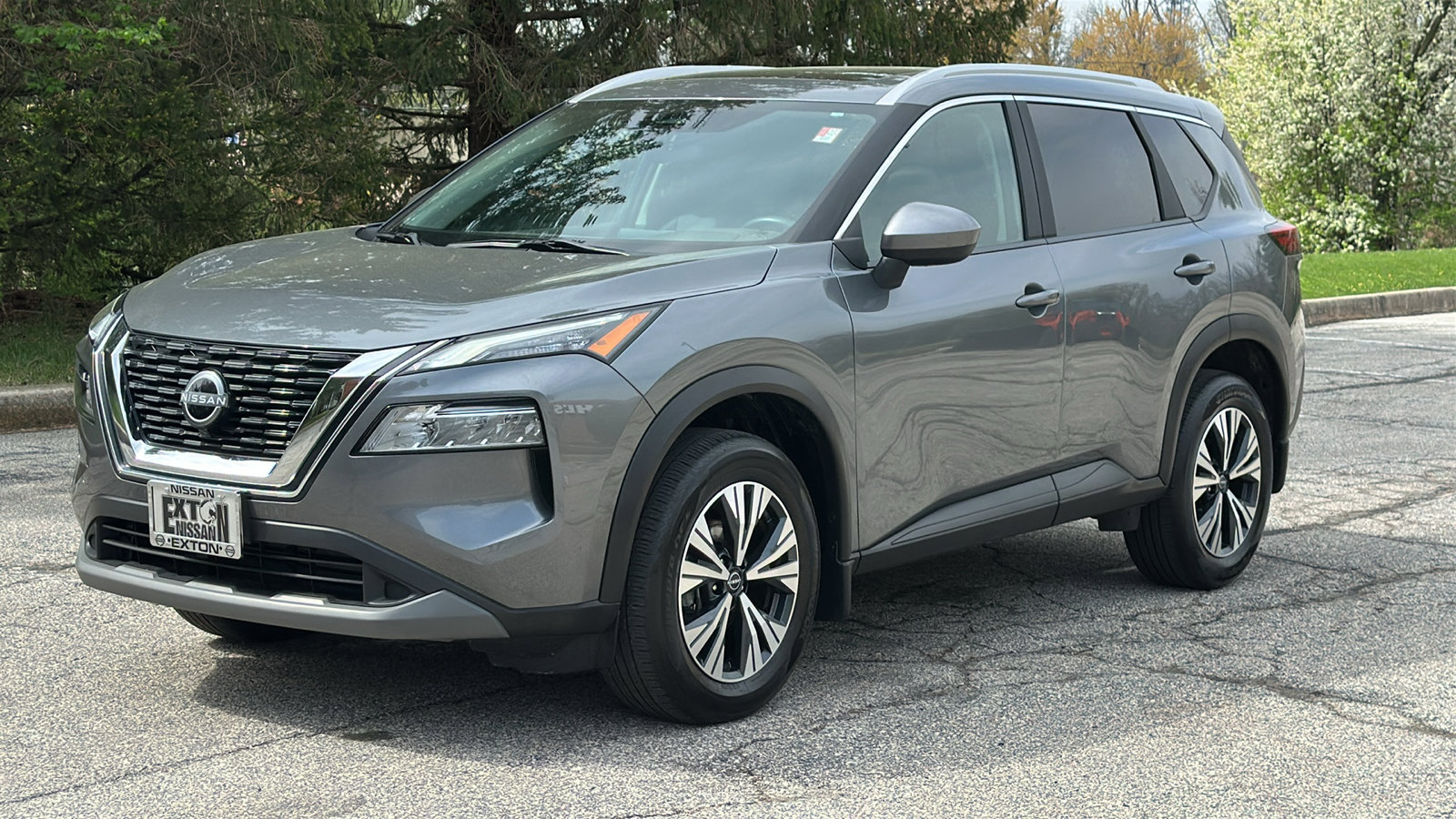 Certified 2023 Nissan Rogue SV w/ SV Premium B Package image 2