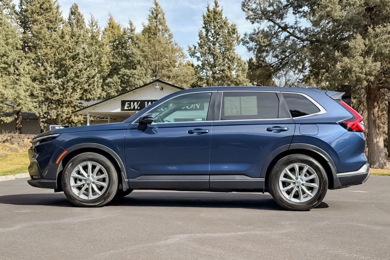 Used 2024 Honda CR-V EX-L image 8