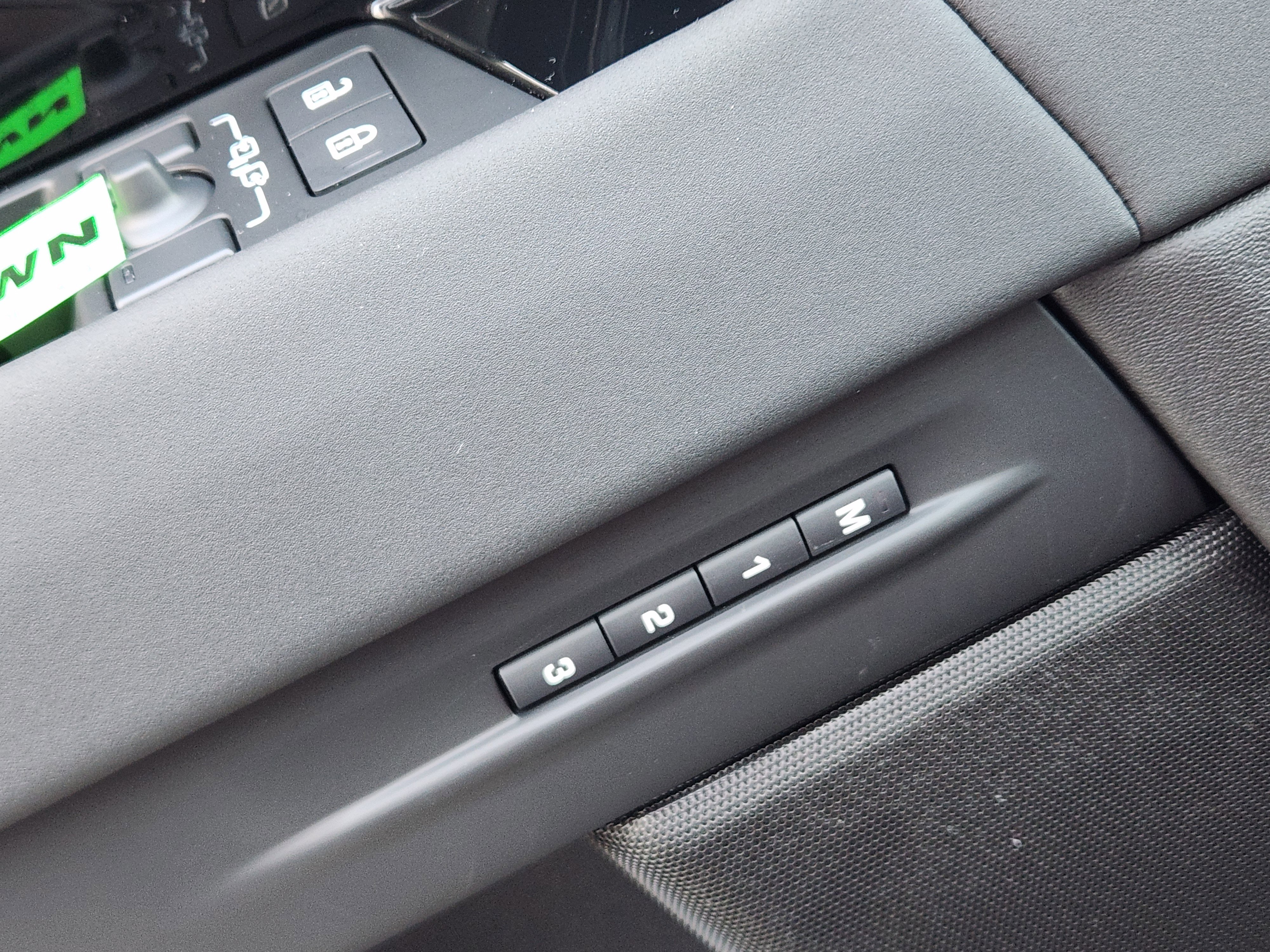 New 2026 Land Rover Range Rover Evoque S image 23