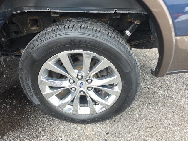 Used 2017 Ford F150 Lariat w/ Equipment Group 502A Luxury image 38