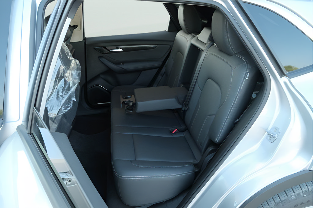 New 2025 VinFast VF 8 Eco AWD/4WD image 20