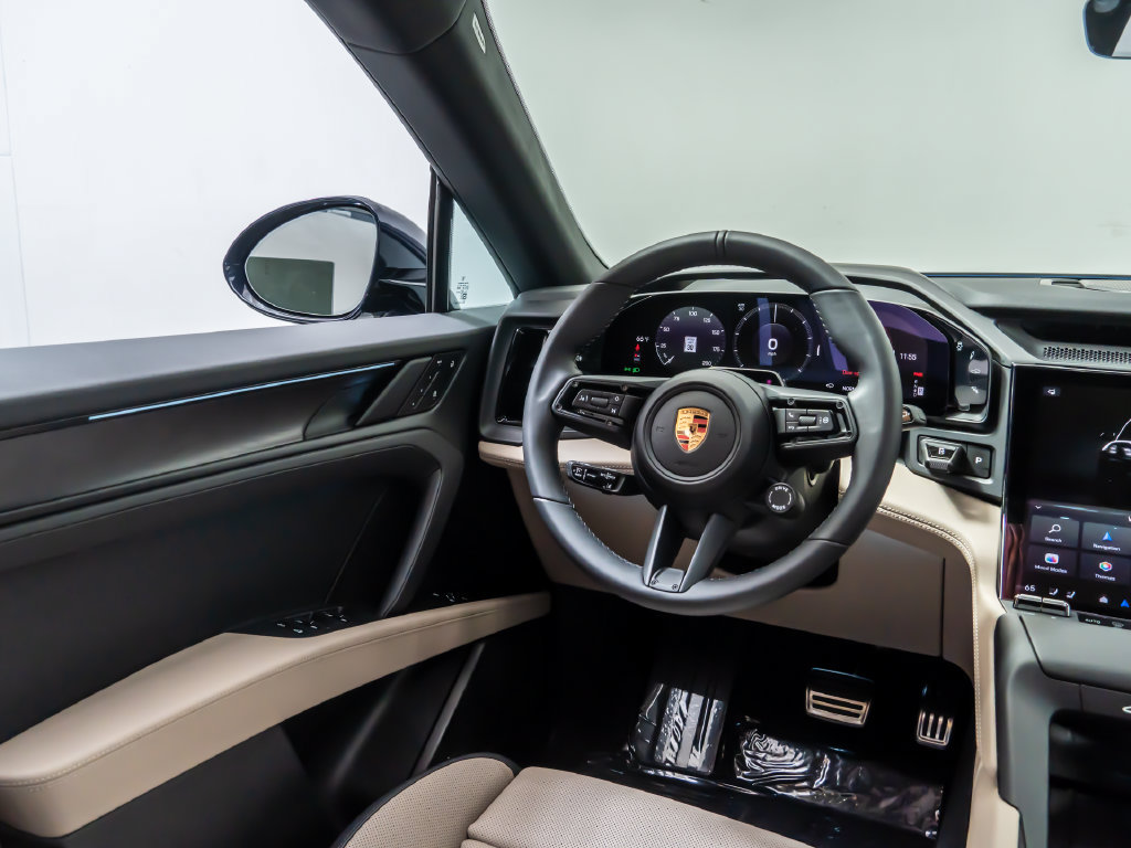 New 2026 Porsche Cayenne S AWD/4WD image 32