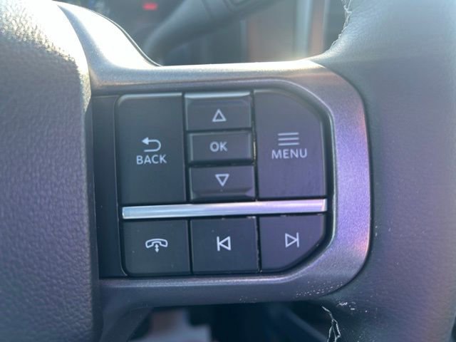 New 2026 Ford F250 Lariat w/ Black Appearance Package image 15