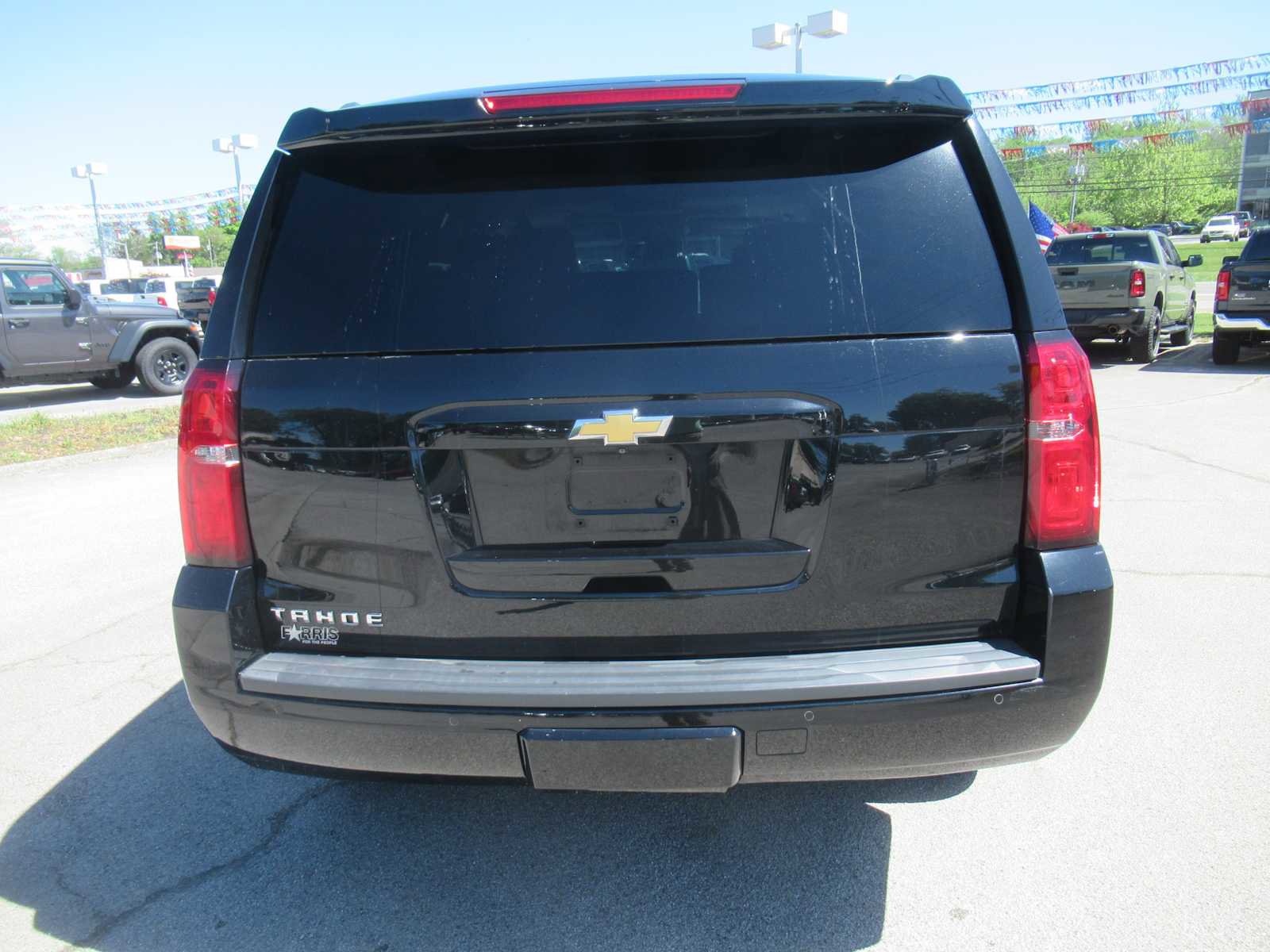 Used 2017 Chevrolet Tahoe LT image 4