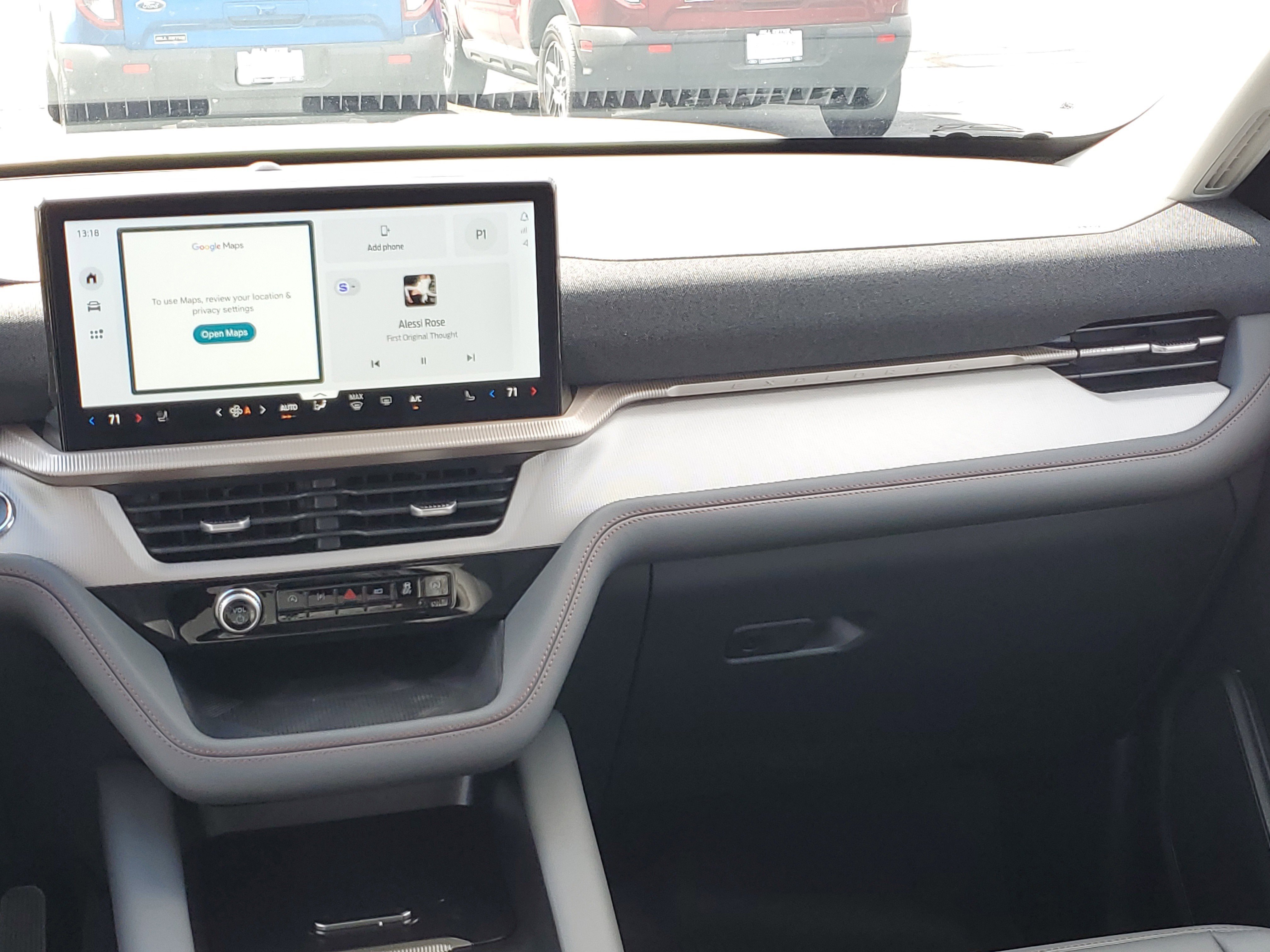 New 2025 Ford Explorer Active w/ Active Comfort Package image 15