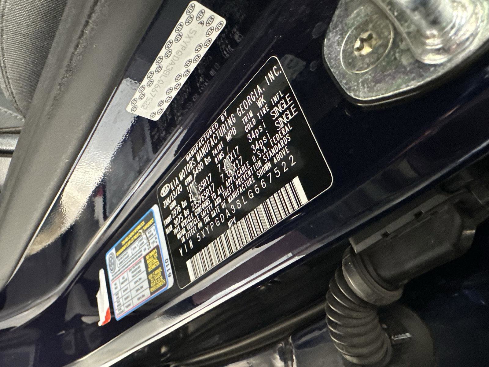 Used 2020 Kia Sorento LX image 16