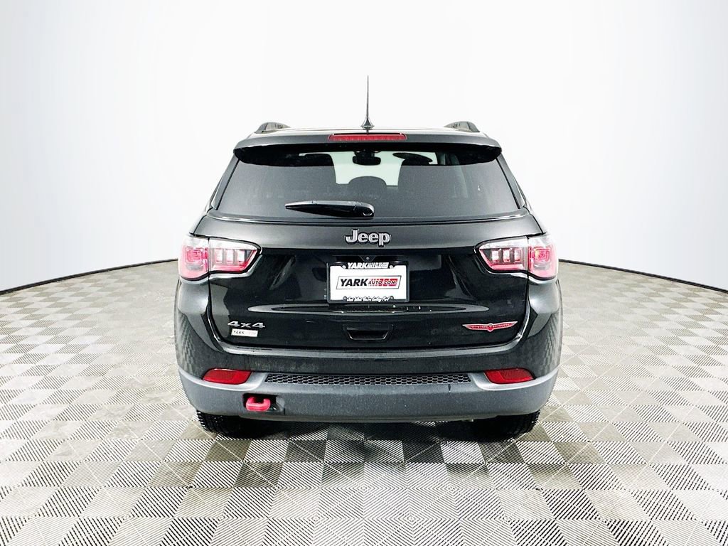 Certified 2022 Jeep Compass Trailhawk image 9