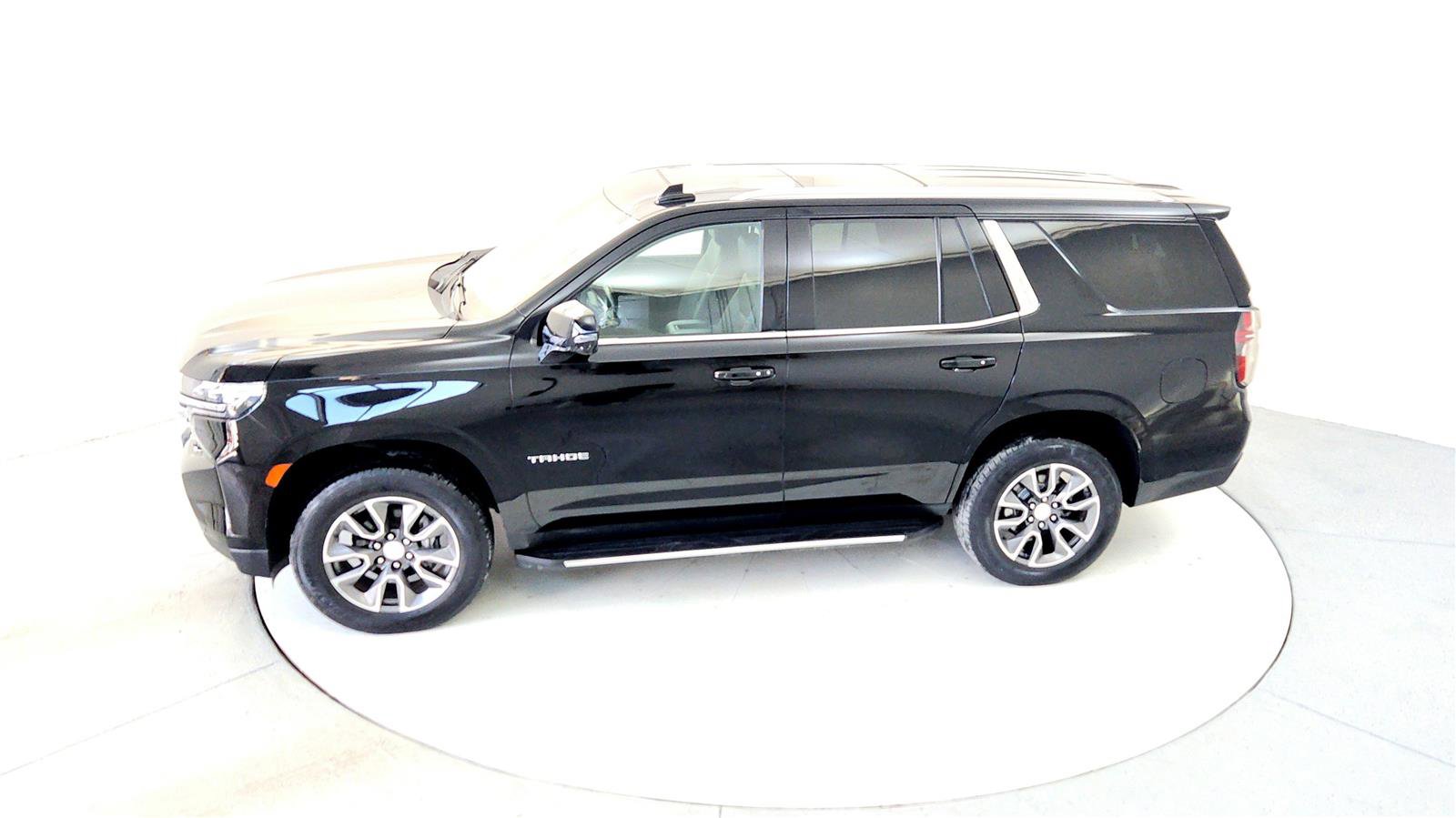 Used 2022 Chevrolet Tahoe LT w/ Luxury Package image 15