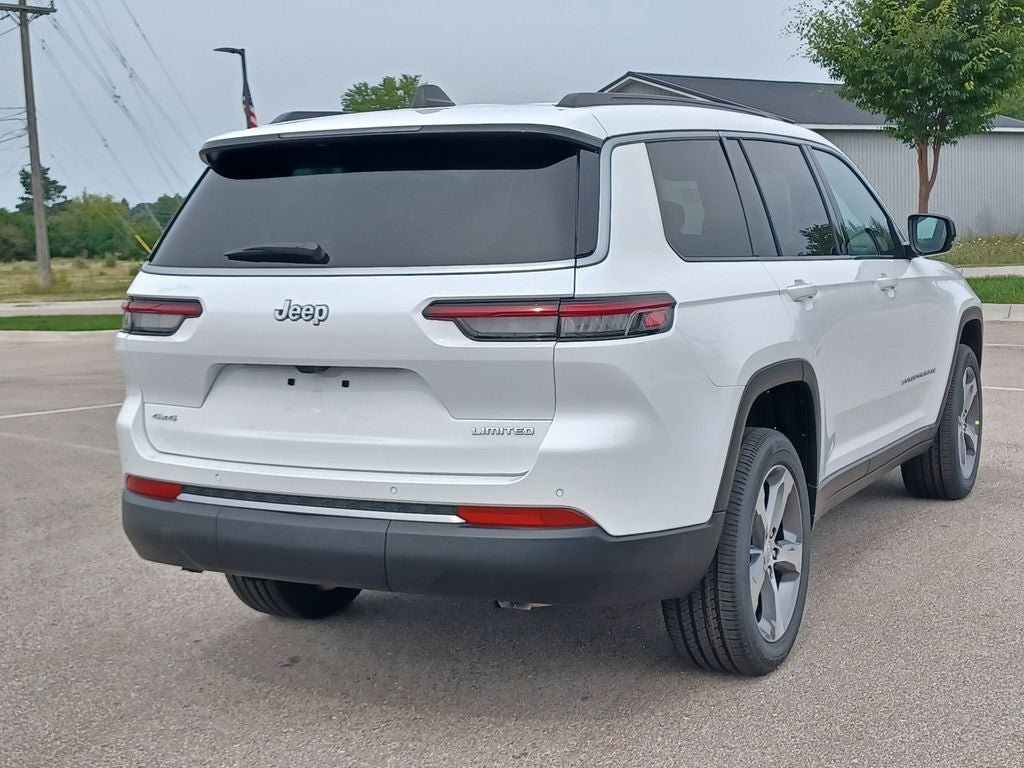 New 2026 Jeep Grand Cherokee L Limited AWD/4WD image 4