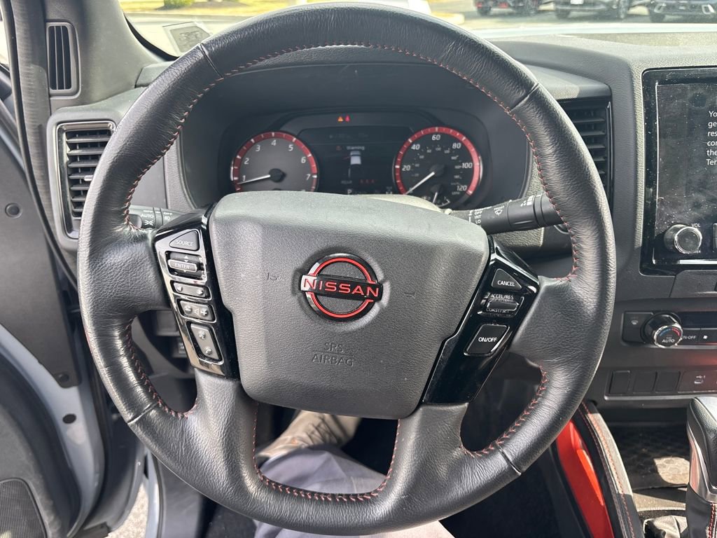 Used 2024 Nissan Frontier PRO-4X image 13