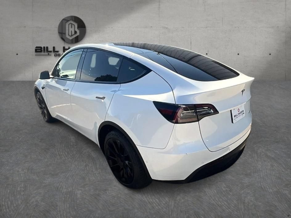 Used 2021 Tesla Model Y Long Range AWD/4WD image 8