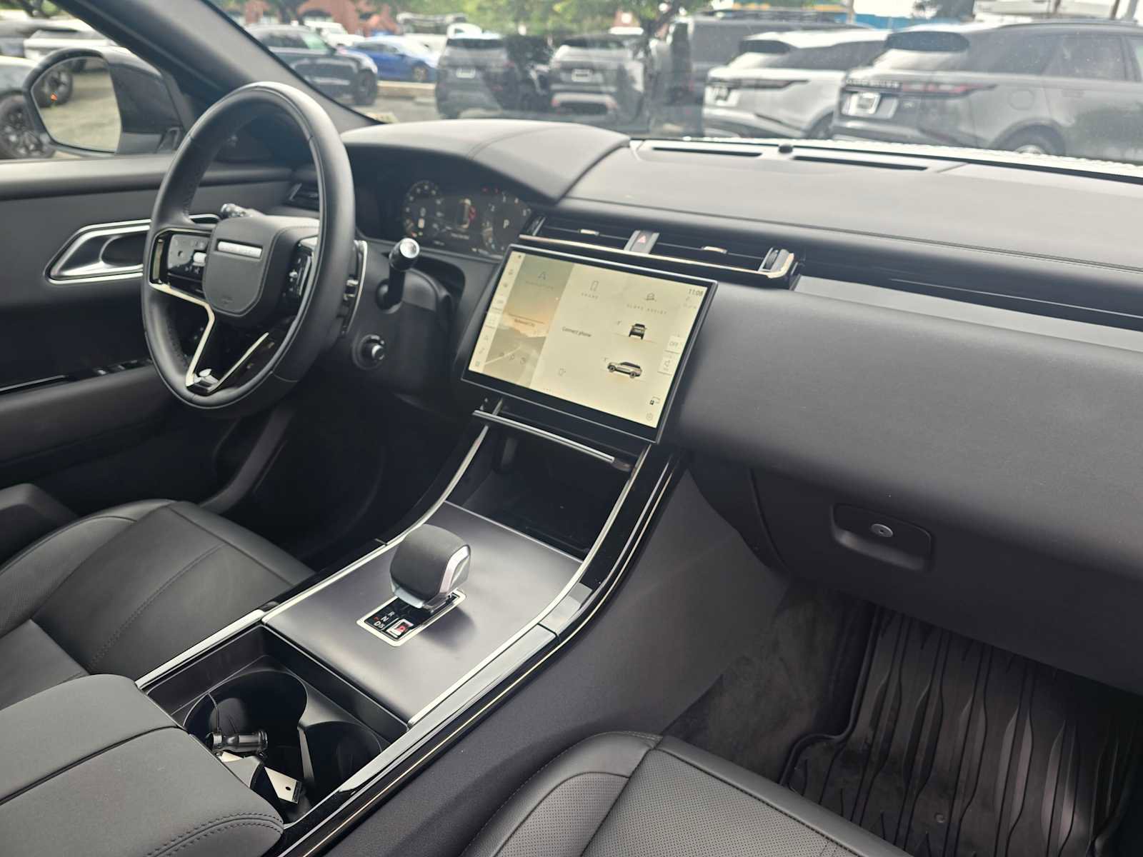 Used 2026 Land Rover Range Rover Velar Dynamic SE AWD/4WD image 12