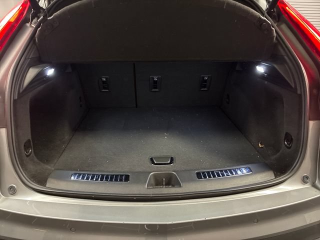 Certified 2024 Cadillac XT4 Premium Luxury w/ Technology Package FWD image 24