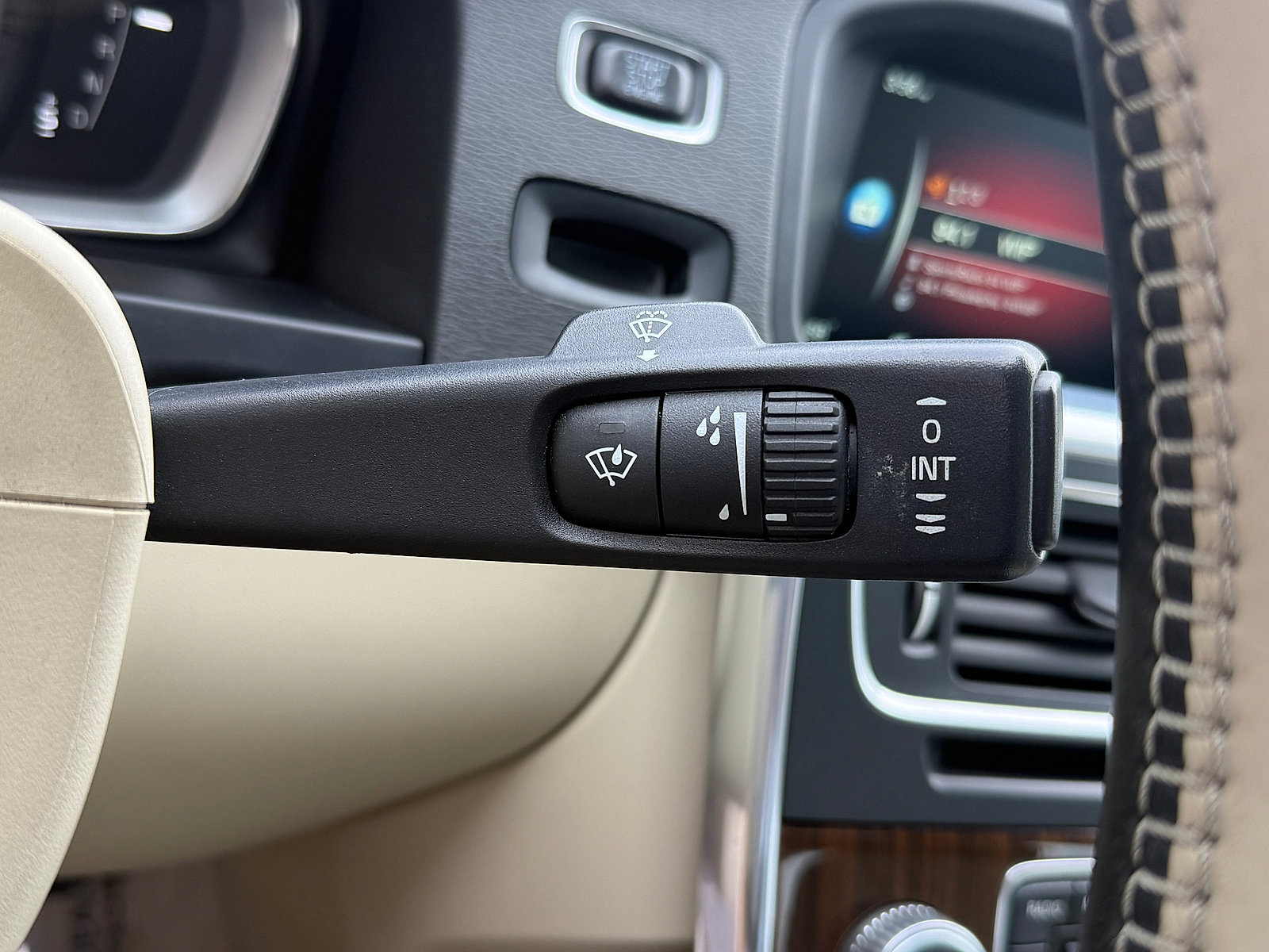 Used 2016 Volvo S60 T5 Premier image 29