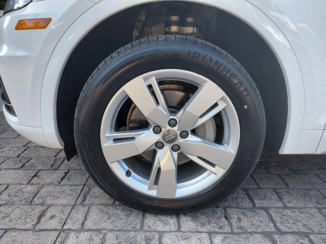 Used 2018 Audi Q5 2.0T Premium AWD/4WD image 13