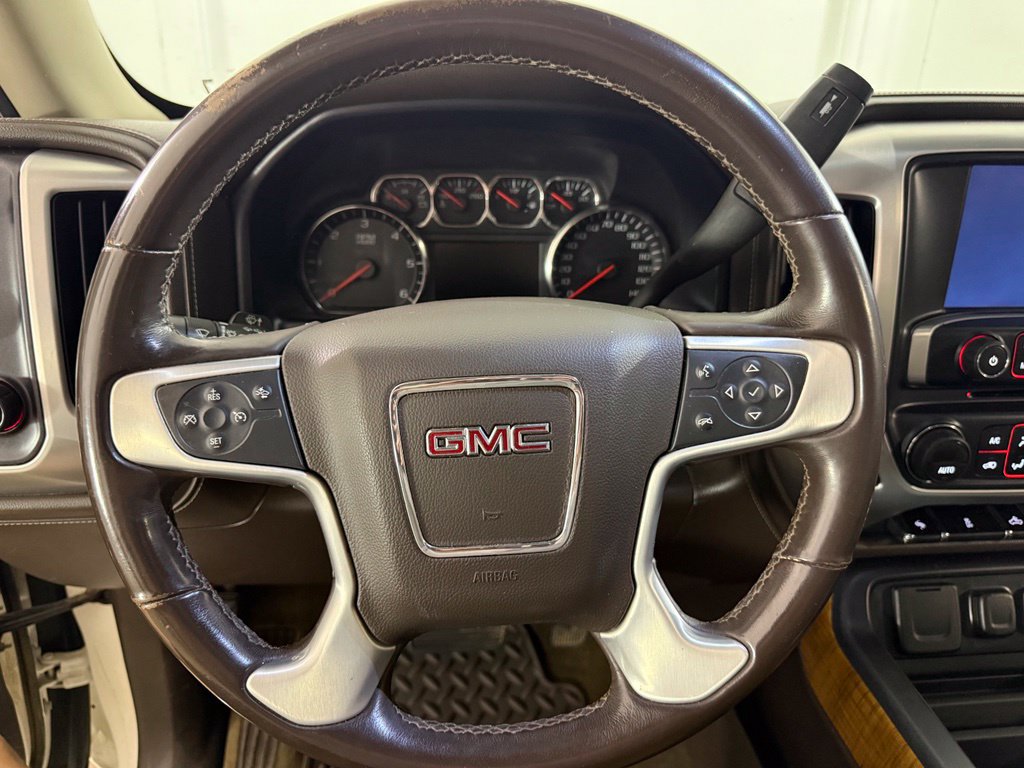 Used 2014 GMC Sierra 1500 SLT w/ SLT Crew Cab Value Package AWD/4WD image 11