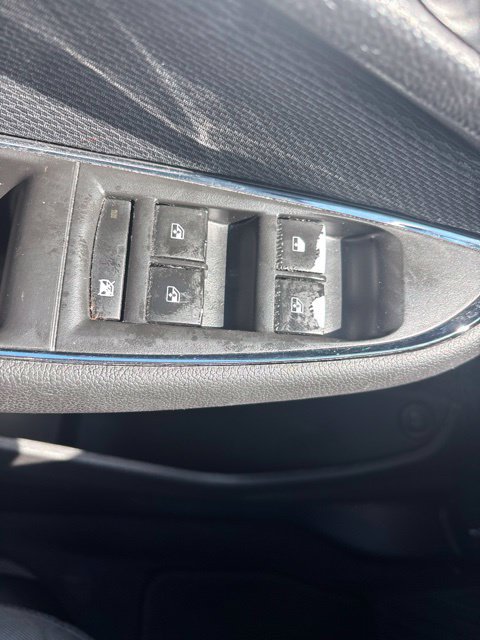Used 2019 Chevrolet Cruze LT FWD image 32