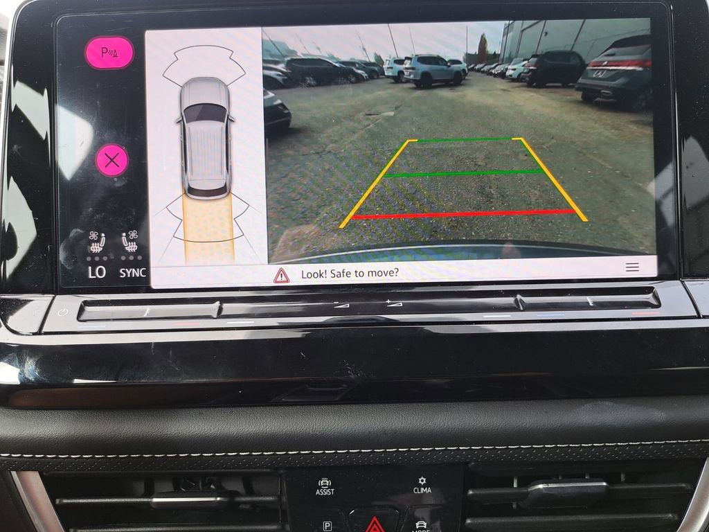 Used 2025 Volkswagen Atlas Cross Sport SEL R-Line image 11