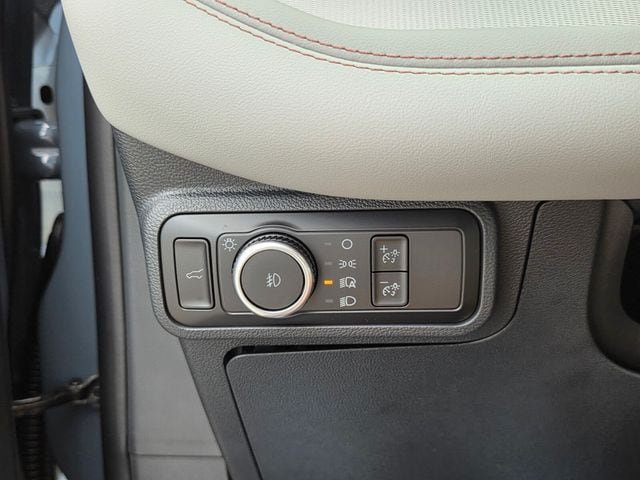 New 2026 Ford Explorer Active w/ Active Comfort Package RWD image 27