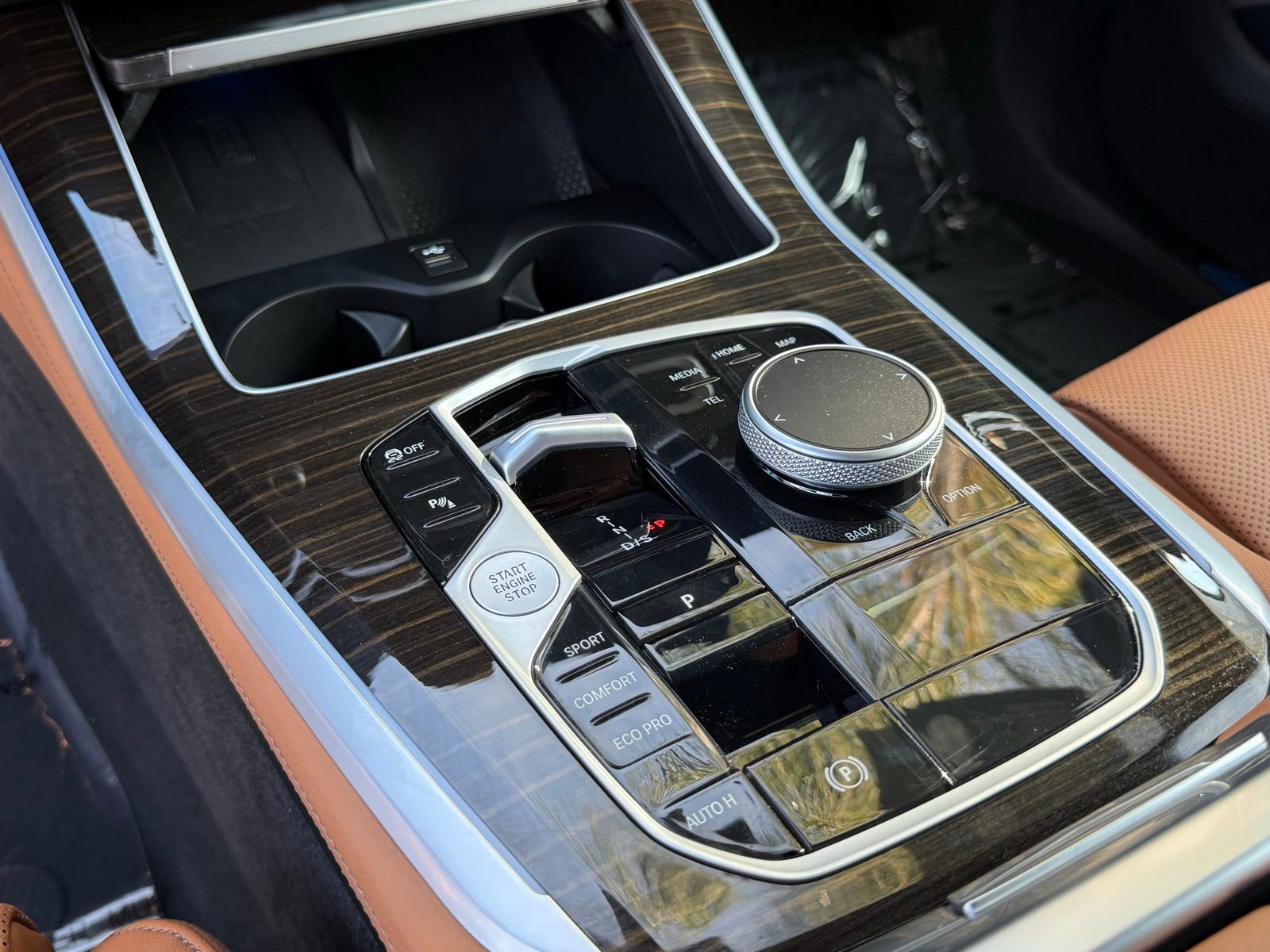 Used 2024 BMW X5 sDrive40i w/ Parking Assistance Package image 28