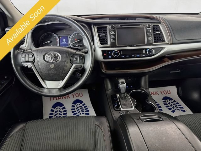 Used 2016 Toyota Highlander Plus AWD/4WD image 21
