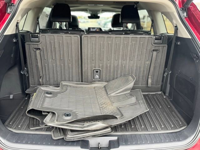 Used 2021 Toyota Highlander XLE AWD/4WD image 44