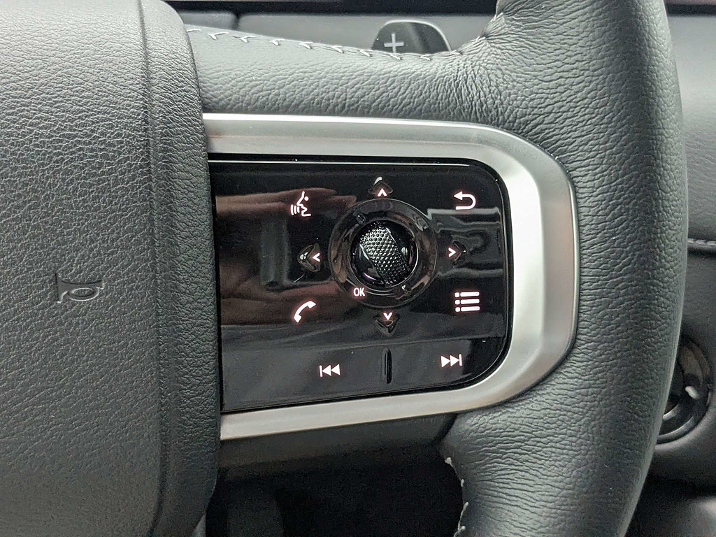 Certified 2025 Nissan Armada SV AWD/4WD image 27