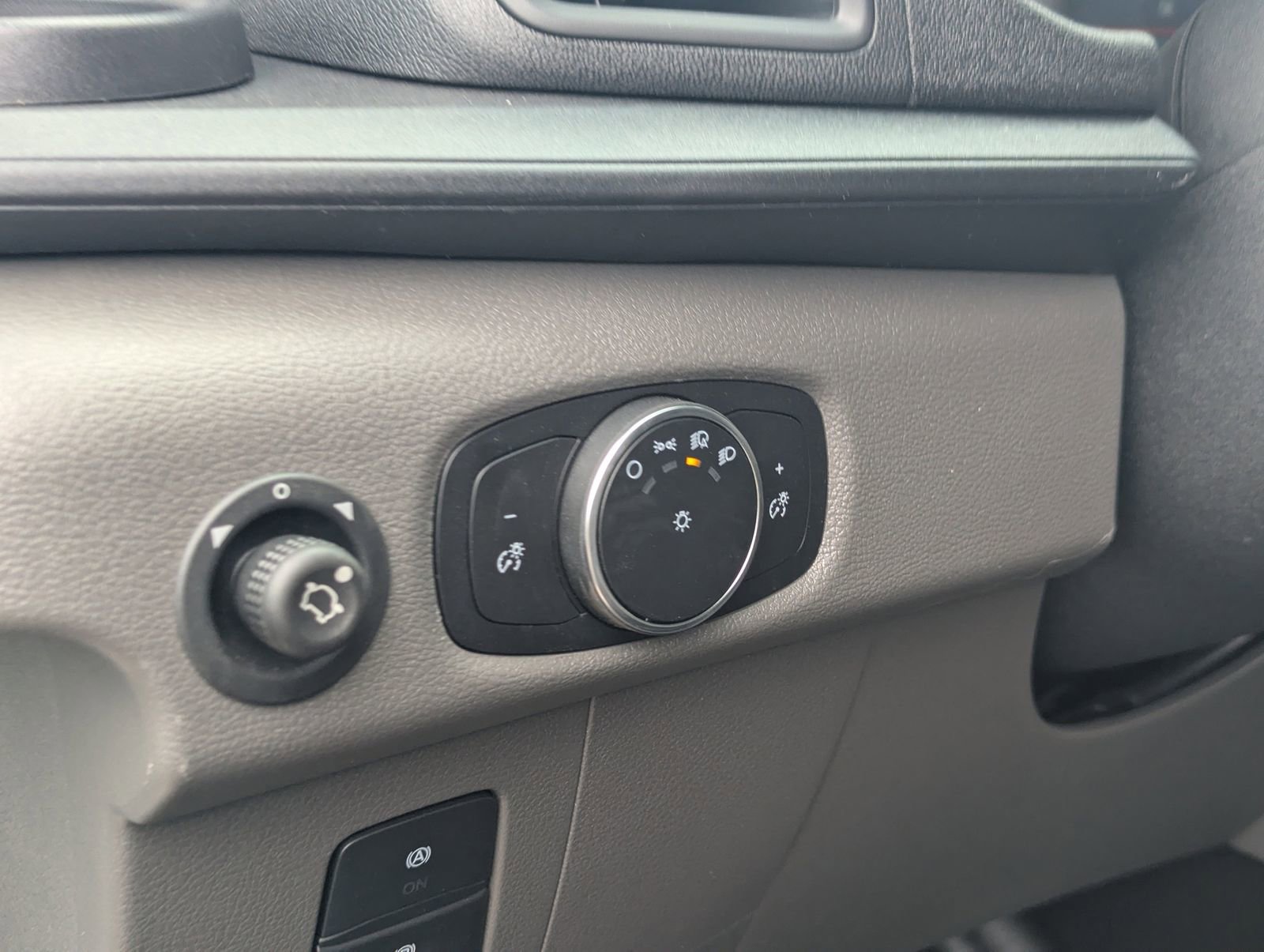 New 2026 Ford Transit 250 148 Medium Roof RWD image 50