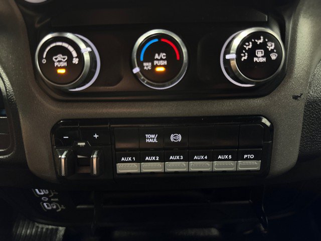Used 2022 RAM 4500 Tradesman w/ Chrome Appearance Group AWD/4WD image 19