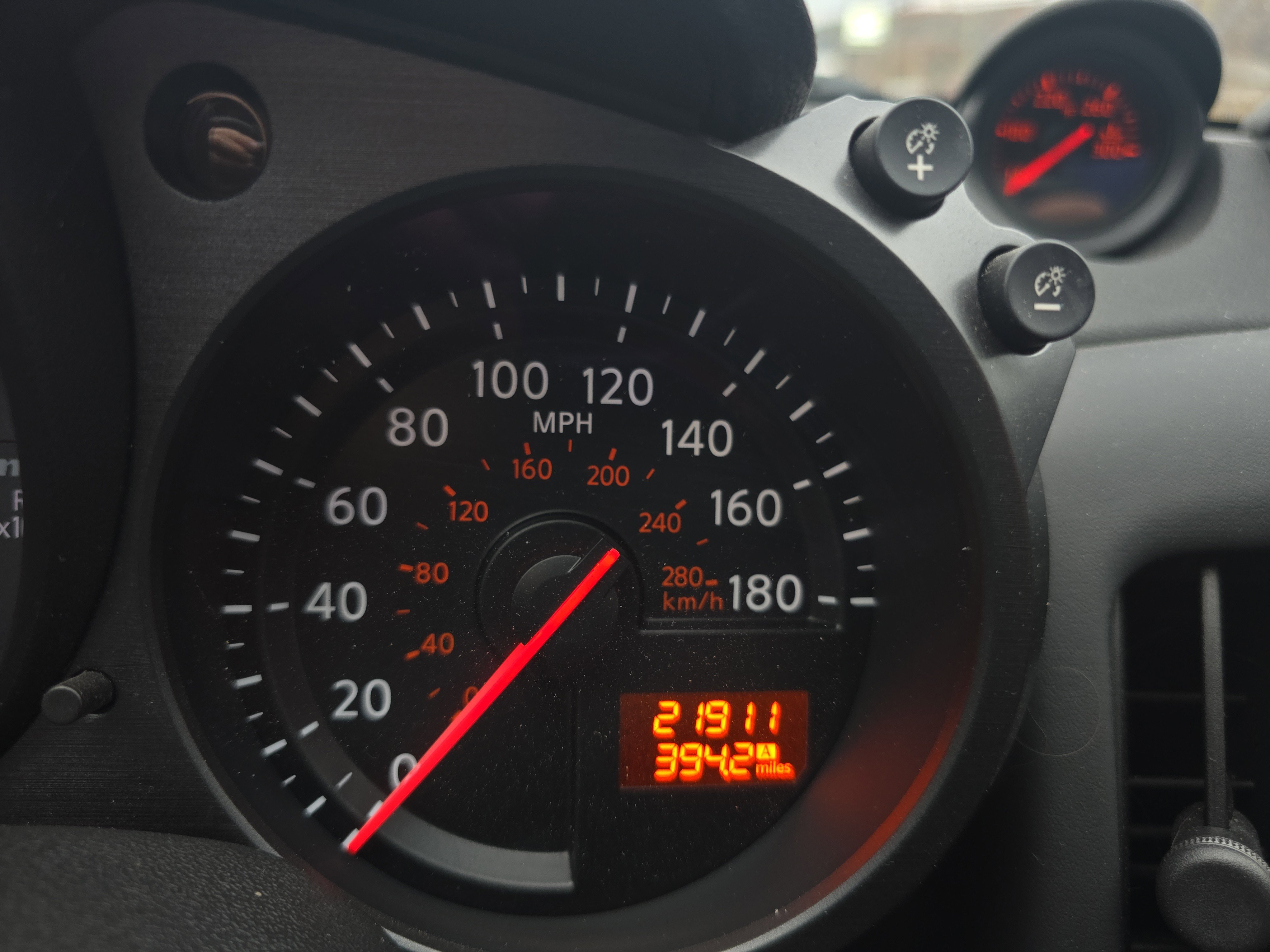 Used 2020 Nissan 370Z NISMO image 22