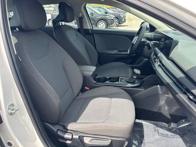 Used 2025 Kia K4 FWD image 29
