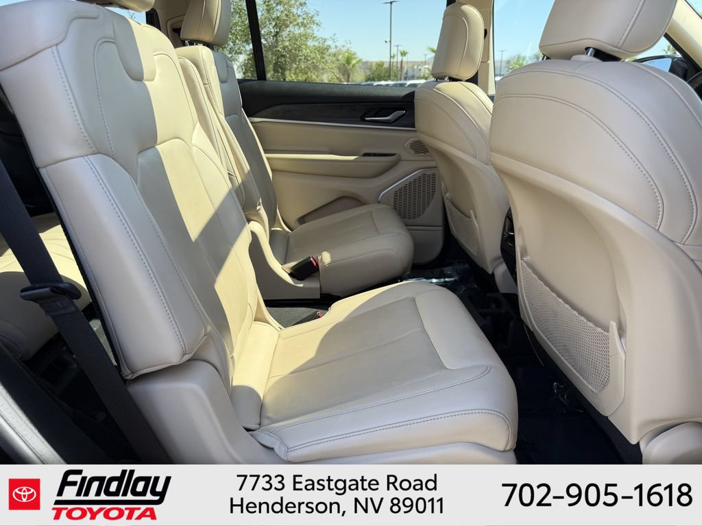 Used 2021 Jeep Grand Cherokee L Limited AWD/4WD image 14