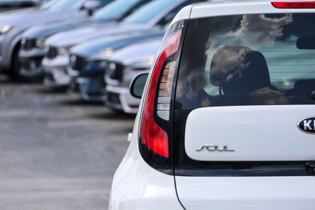 Used 2017 Kia Soul w/ Convenience Package FWD image 20