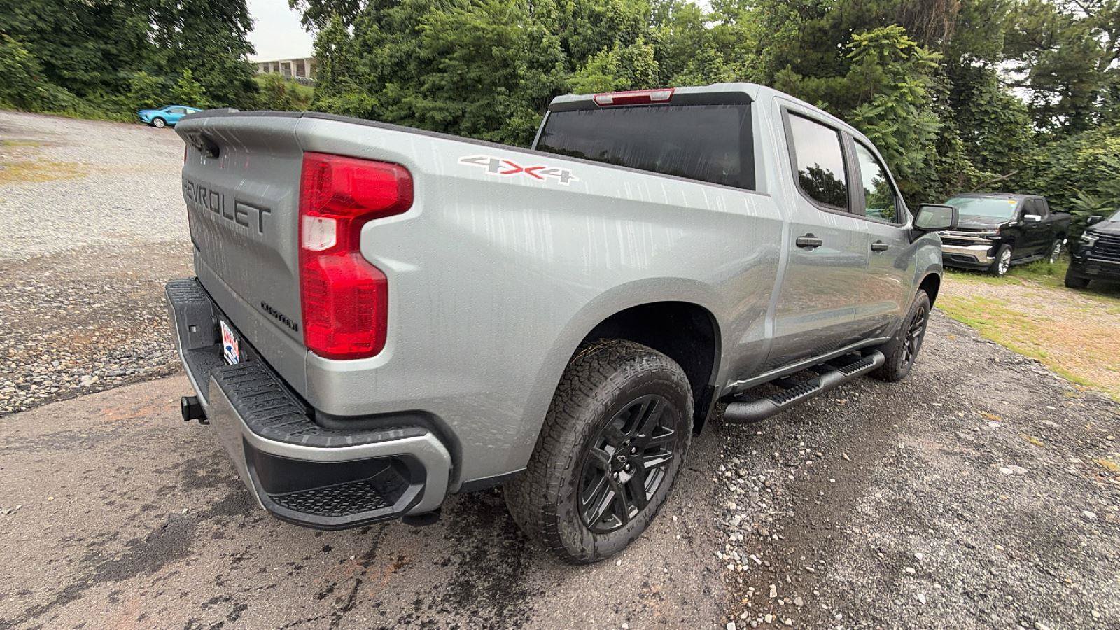 New 2026 Chevrolet Silverado 1500 Custom w/ Turbomax Blackout Package AWD/4WD image 8