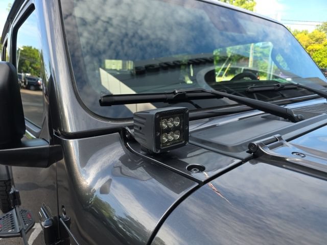 Used 2024 Jeep Gladiator Rubicon w/ Steel Bumper Group AWD/4WD image 12
