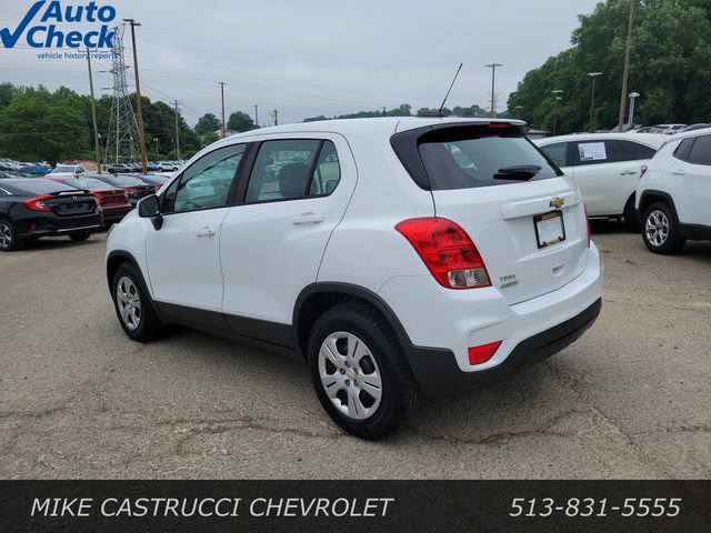 Used 2017 Chevrolet Trax LS FWD image 3