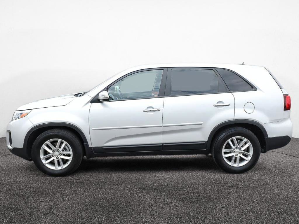Used 2015 Kia Sorento LX FWD image 3