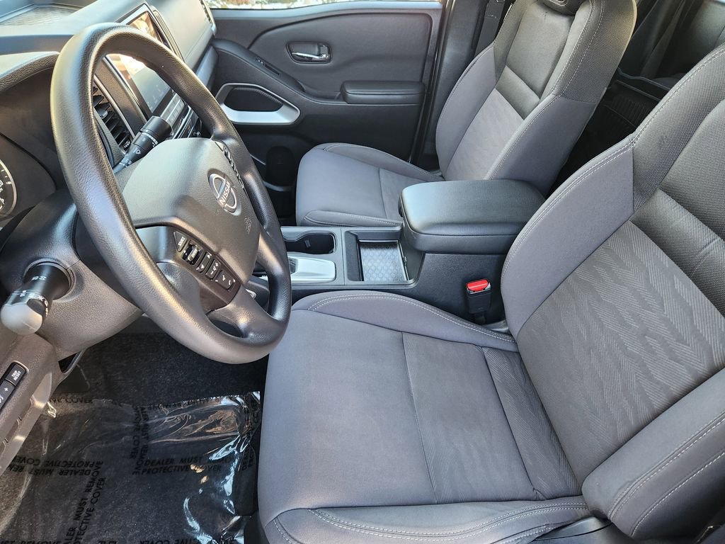 Used 2022 Nissan Frontier SV w/ Technology Package image 7