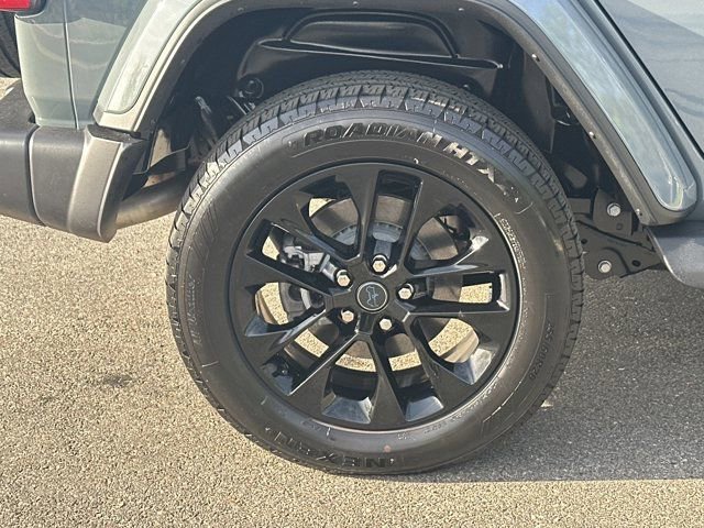 Certified 2025 Jeep Wrangler Unlimited Sahara image 17