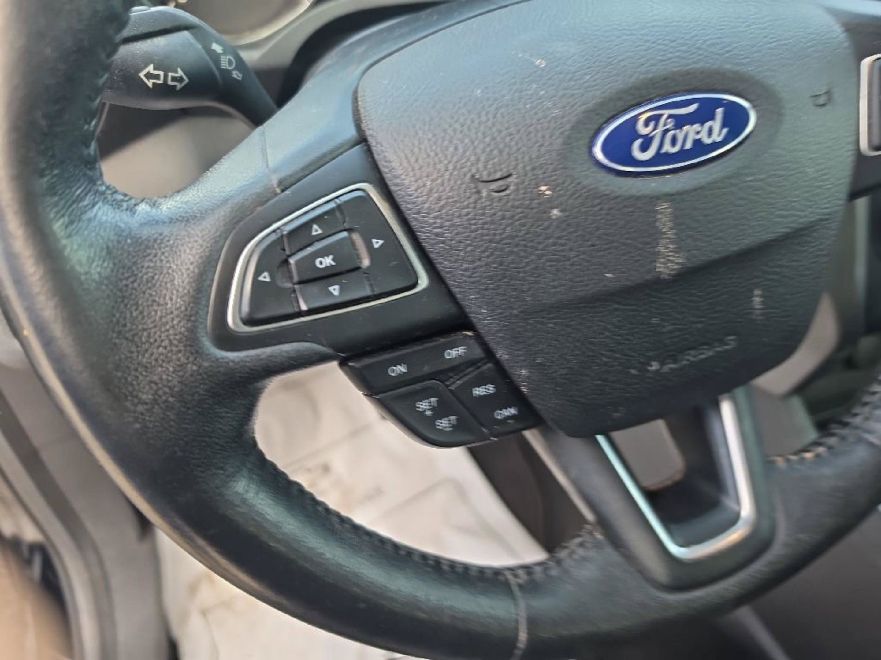 Used 2018 Ford Escape SEL AWD/4WD image 15