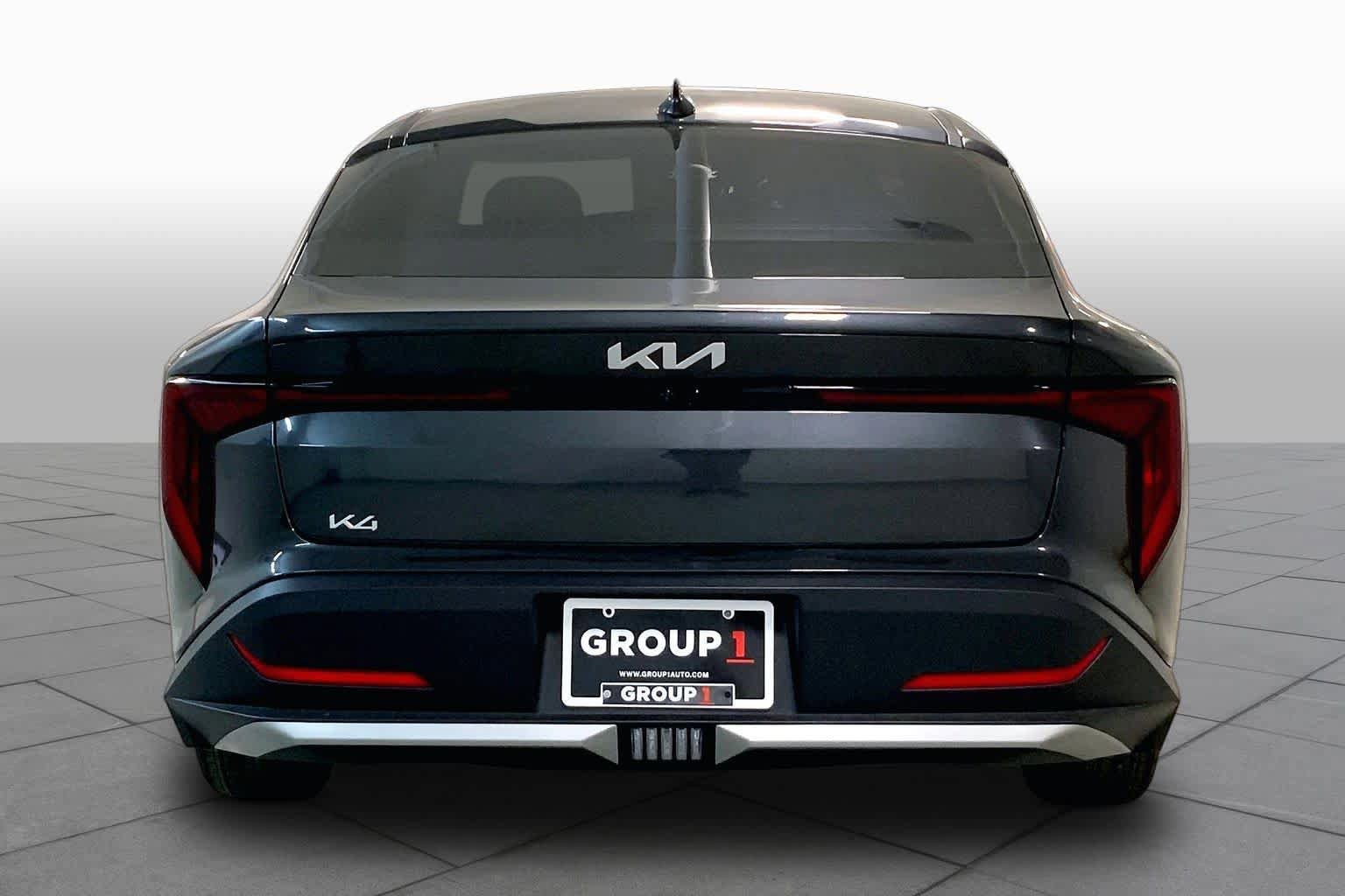 Used 2025 Kia K4 LXS image 4