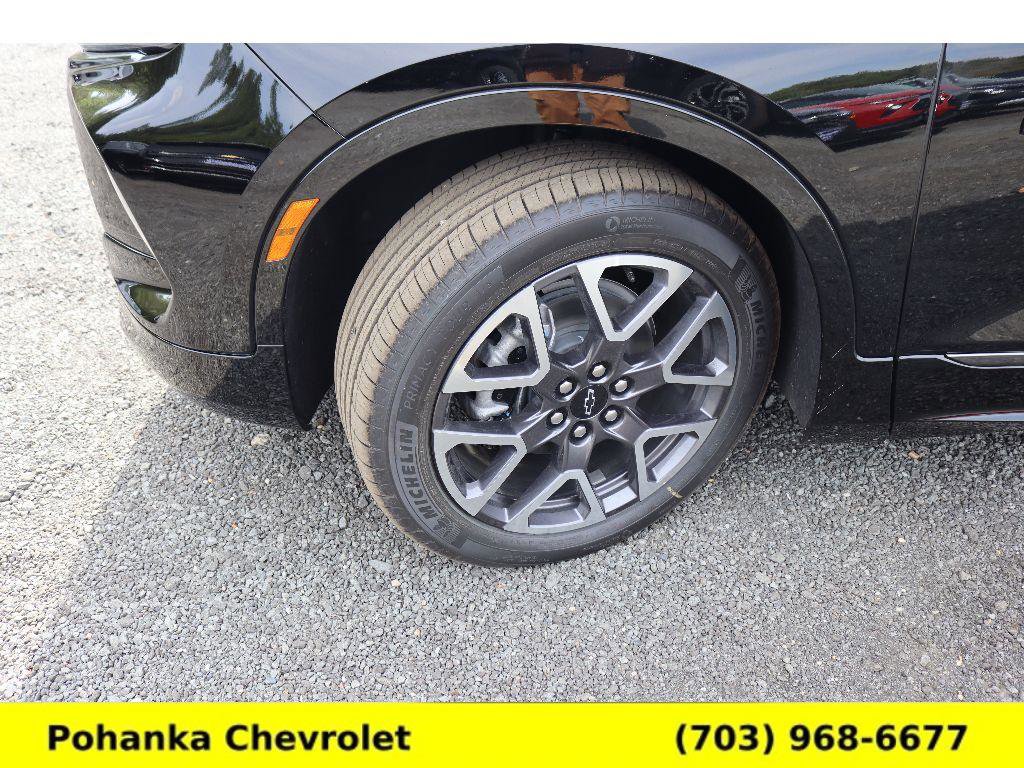 New 2025 Chevrolet Blazer RS w/ Driver Confidence II Package image 32