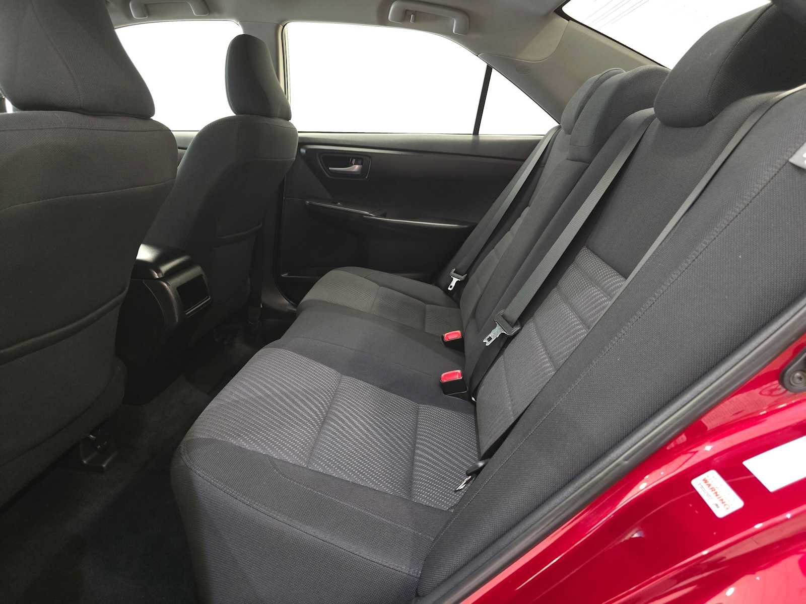 Used 2017 Toyota Camry LE FWD image 22
