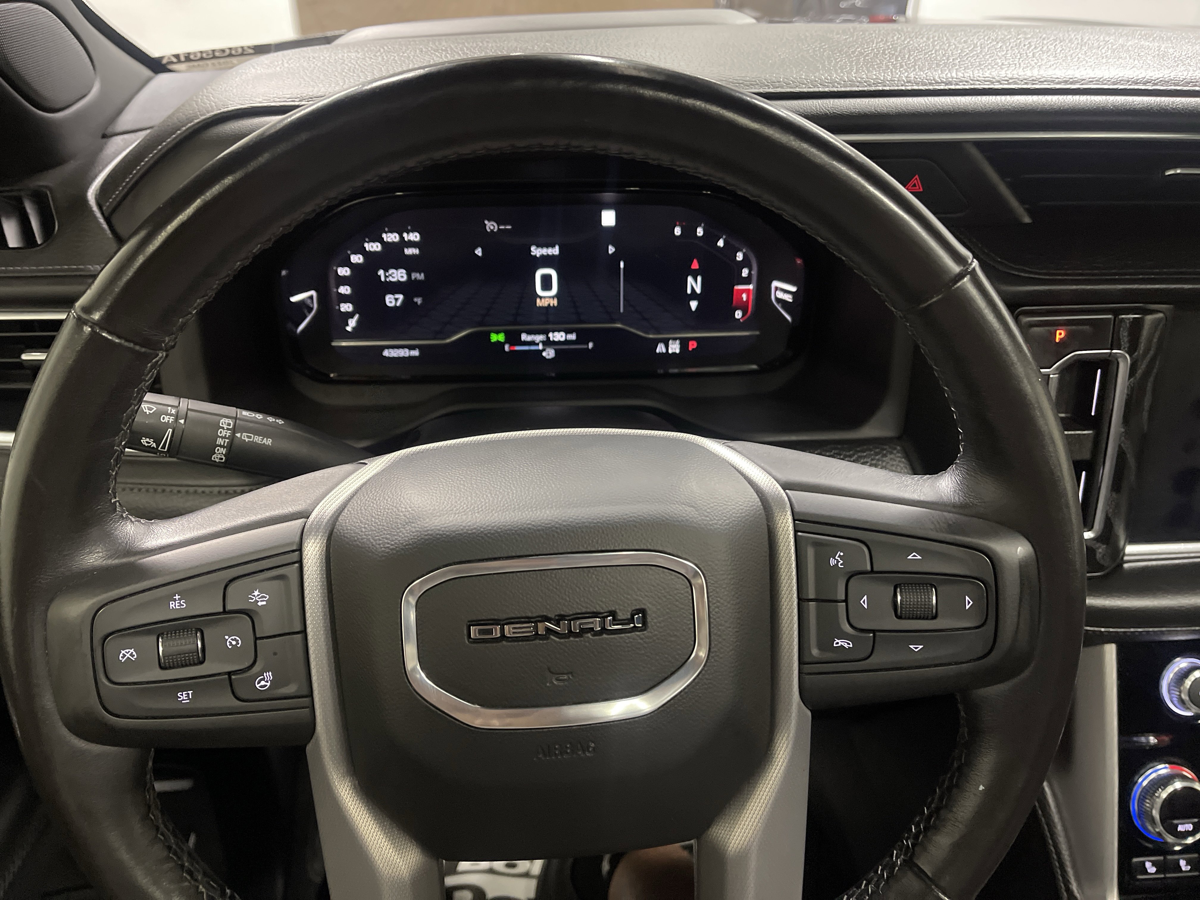 Used 2022 GMC Yukon Denali image 30