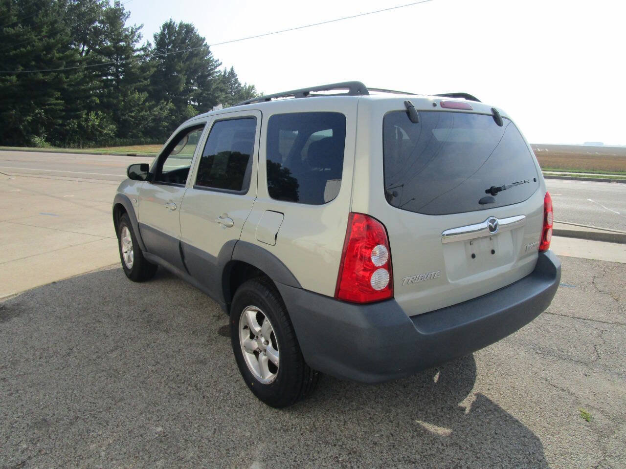 Used 2006 MAZDA Tribute I FWD image 3