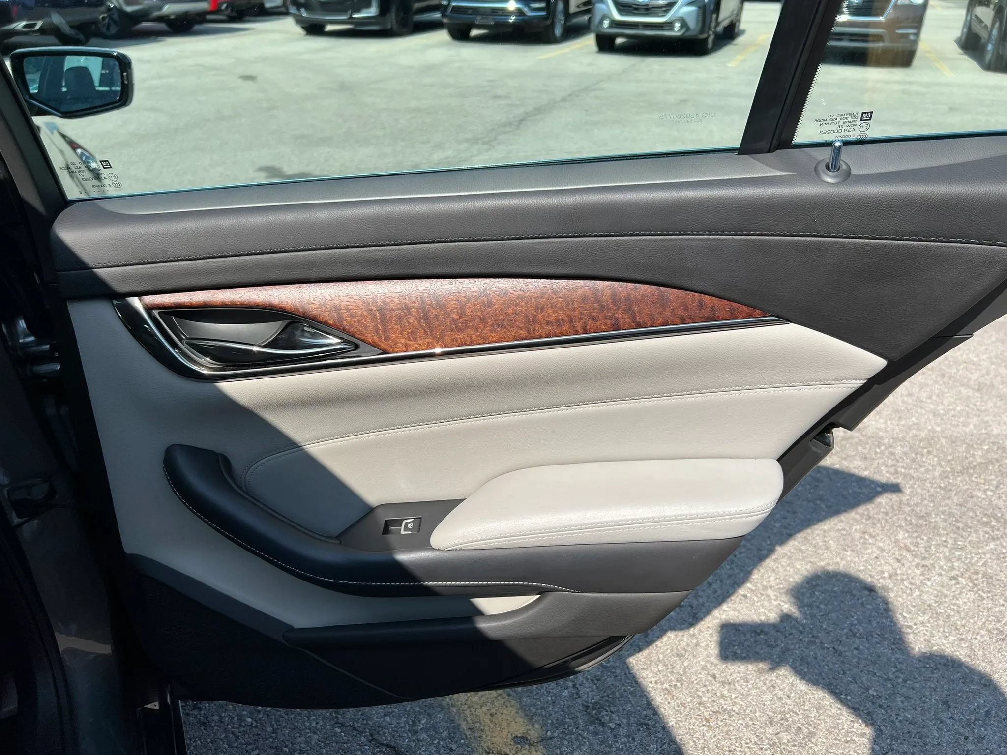 Used 2016 Cadillac CTS Luxury RWD image 23