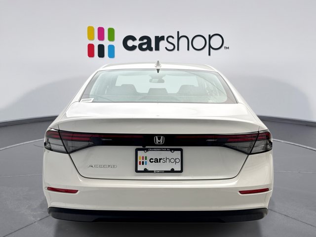 Used 2023 Honda Accord EX image 4