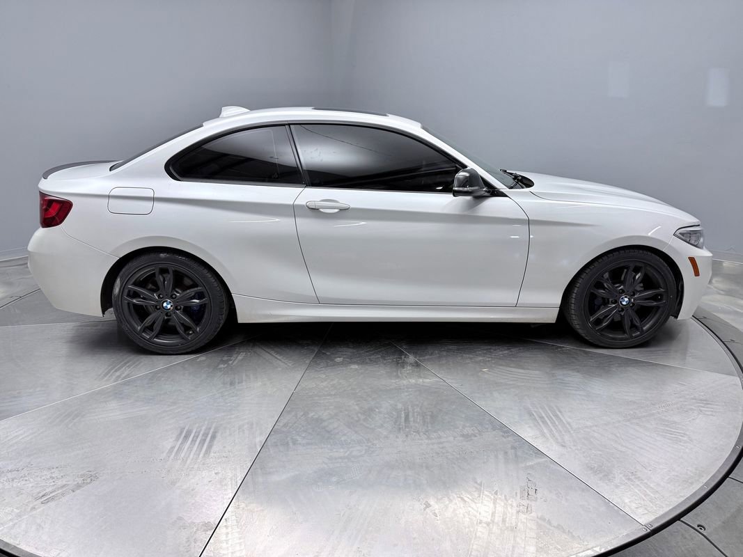 Used 2016 BMW M235i xDrive Coupe image 4