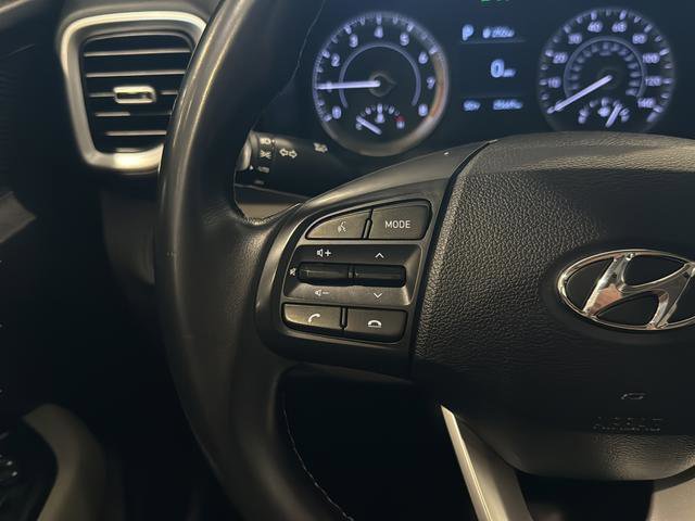 Used 2022 Hyundai Venue SEL image 27